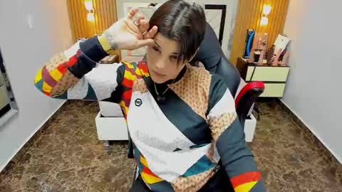 Snapshot of karolandluna chatting on 12, 11, 2025 Karol and Luna online show from 12, 11, 2025