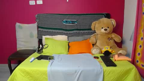 Snapshot of karolhot916 chatting on 28, 1, 2025 karol online show from 28, 1, 2025