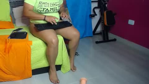 Snapshot of karolhot916 chatting on 9, 2, 2025 karol online show from 9, 2, 2025