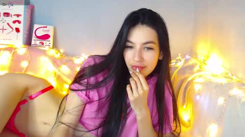 Kira online show from 23, 12, 2024