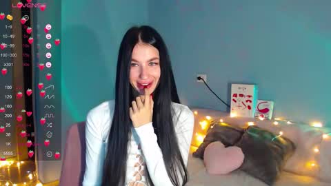 Kira online show from 11, 9, 2025