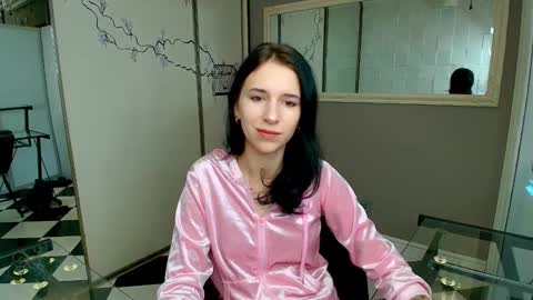 Karolina online show from 13, 12, 2024