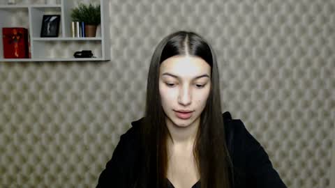 Karolina online show from 28, 12, 2024