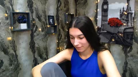Karolina online show from 12, 2, 2025