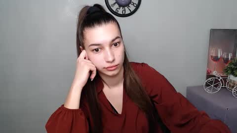 Karolina online show from 3, 3, 2025