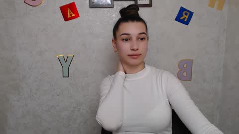 Karolina online show from 11, 3, 2025