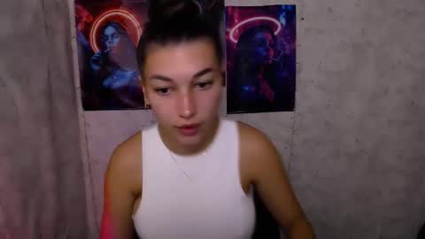 Karolina online show from 8, 10, 2025