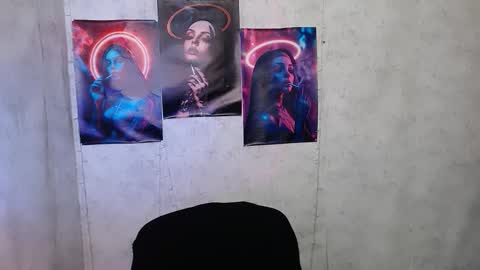 Karolina online show from 15, 10, 2025