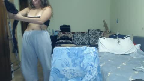 Mila online show from 5, 12, 2024
