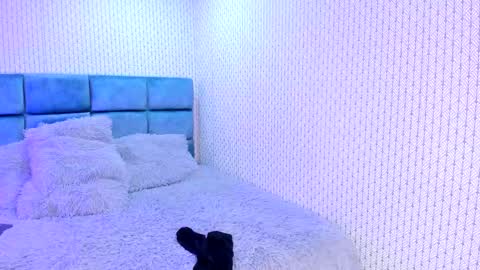 Karoline  online show from 14, 12, 2024