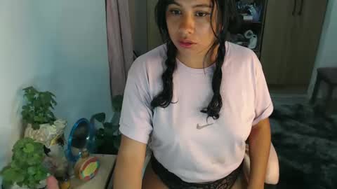 karolinecute online show from 19, 12, 2024