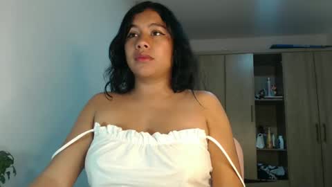 karolinecute online show from 30, 12, 2024