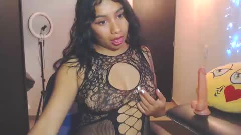 karolinecute online show from 3, 3, 2025