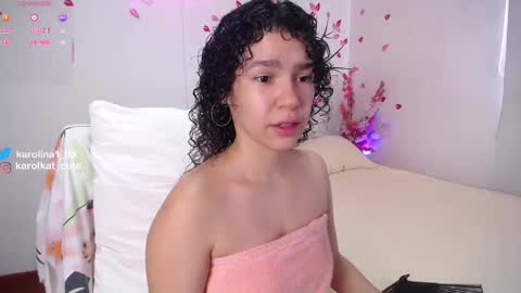 Snapshot of karolkat_1 chatting on 9, 9, 2025 Karolina 3 online show from 9, 9, 2025