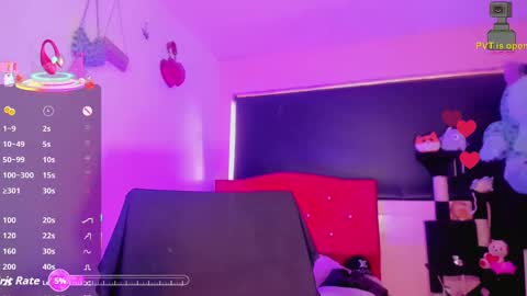 Snapshot of karoll_scoott chatting on 22, 10, 2025 karol online show from 22, 10, 2025