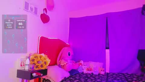 Snapshot of karoll_scoott chatting on 24, 11, 2025 karol online show from 24, 11, 2025