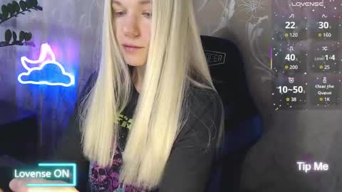 Caroline Fox online show from 28, 3, 2026