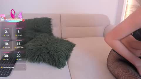 Greta Brown online show from 28, 11, 2025