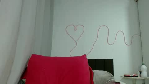 Tamires e Maicon online show from 15, 10, 2025