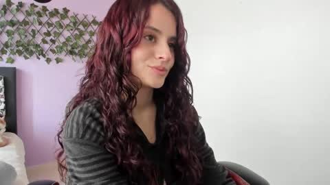 kassandra james online show from 15, 12, 2024