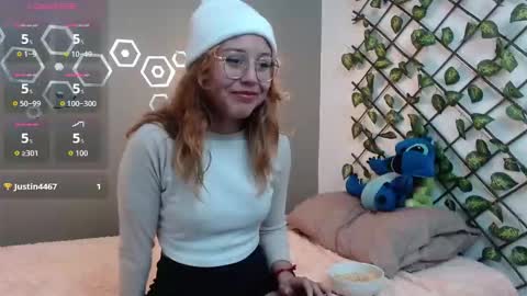Snapshot of kassidy_red chatting on 22, 9, 2025 kasandra online show from 22, 9, 2025