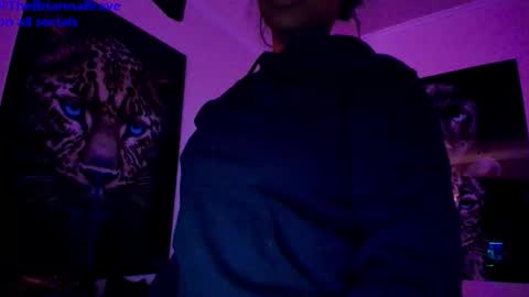 Snapshot of kat2025 chatting on 24, 3, 2026 BriannaBrave online show from 24, 3, 2026