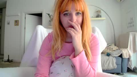 Snapshot of kat_here chatting on 22, 10, 2025 Katya online show from 22, 10, 2025