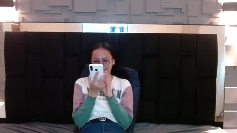 Katalina online show from 7, 10, 2025