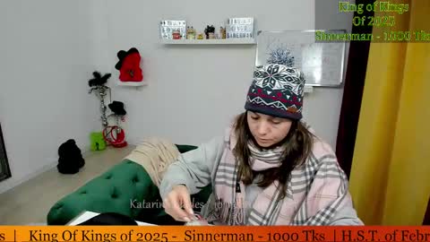 Snapshot of katarina_blades chatting on 10, 2, 2025 online show from 10, 2, 2025
