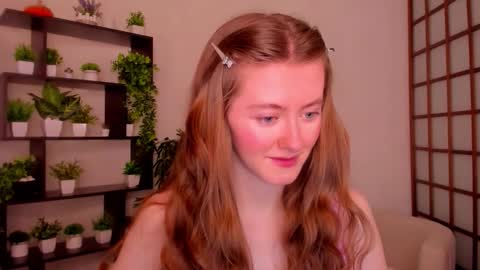 Snapshot of kate_cuddle chatting on 15, 10, 2025 Kate online show from 15, 10, 2025