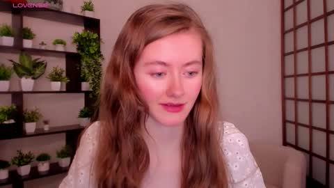 Snapshot of kate_cuddle chatting on 22, 10, 2025 Kate online show from 22, 10, 2025