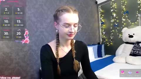 Snapshot of kate_jonson chatting on 18, 11, 2025 .Be kind and gentle with me and I will do my best for you. online show from 18, 11, 2025