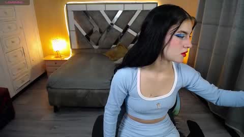 kate_lawrence_ online show from 20, 2, 2025