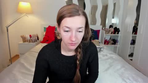 kate_redgar online show from 16, 2, 2025