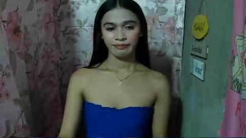 Snapshot of kate_romance chatting on 8, 11, 2025 Kate online show from 8, 11, 2025