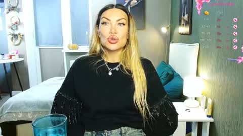 Therapist online show from 15, 12, 2025