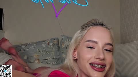 Snapshot of katebremar chatting on 14, 12, 2024 online show from 14, 12, 2024