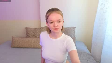 Snapshot of katebunnys chatting on 10, 3, 2026 katebunnys online show from 10, 3, 2026