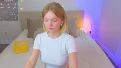 Snapshot of katebunnys chatting on 21, 3, 2026 katebunnys online show from 21, 3, 2026