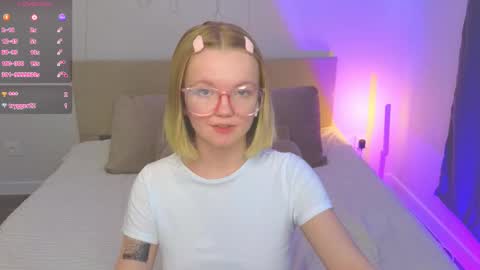 Snapshot of katebunnys chatting on 27, 3, 2026 katebunnys online show from 27, 3, 2026