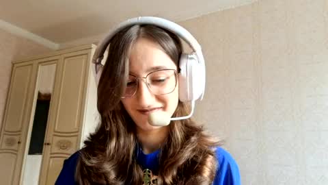 Elwyna online show from 24, 3, 2026