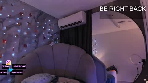 Im Katherine but call me Kate  online show from 23, 11, 2025