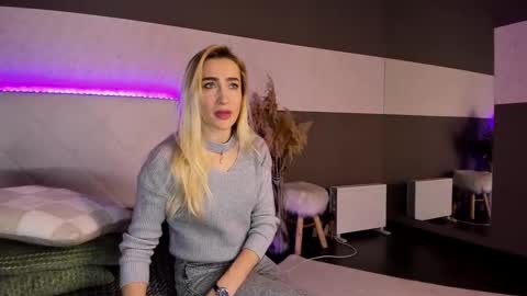 KateOwyns online show from 13, 2, 2025