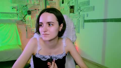 Snapshot of katewillows chatting on 11, 2, 2026 katewillows online show from 11, 2, 2026