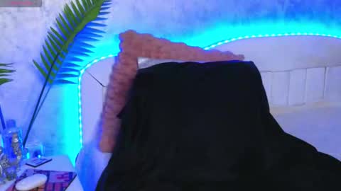 Snapshot of katey_riva35708 chatting on 30, 10, 2025 KateyRiva online show from 30, 10, 2025