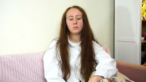 Snapshot of katharinedaggett chatting on 19, 10, 2025 Lisa online show from 19, 10, 2025