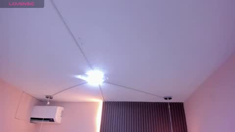   online show from 21, 12, 2025