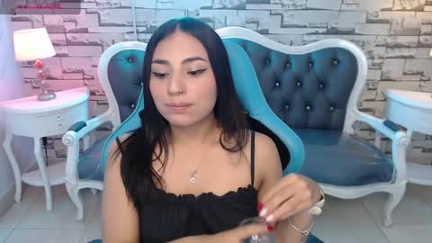 Snapshot of kathe_ryder_v chatting on 18, 12, 2024 katherin online show from 18, 12, 2024