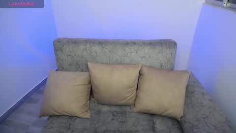 Snapshot of kathe_ryder_v chatting on 5, 1, 2025 katherin online show from 5, 1, 2025