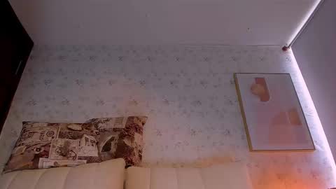 Snapshot of katheriine_saenz22 chatting on 28, 2, 2025 Kathee Saenz online show from 28, 2, 2025